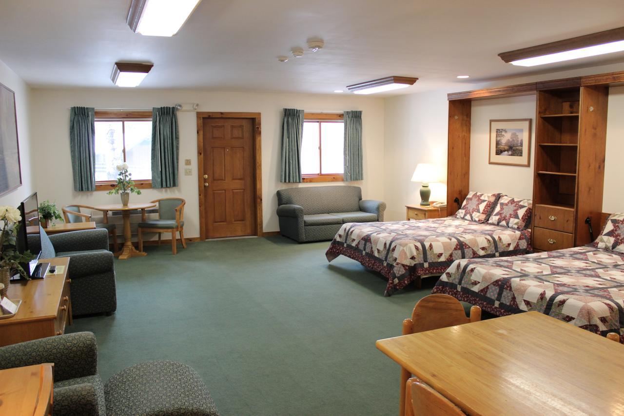 Nootka Lodge Woodsville Экстерьер фото