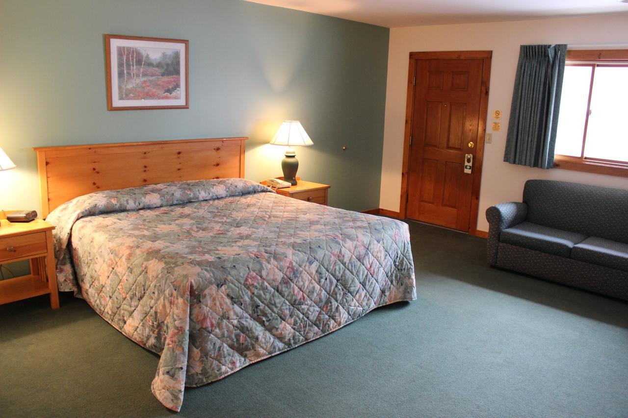 Nootka Lodge Woodsville Экстерьер фото