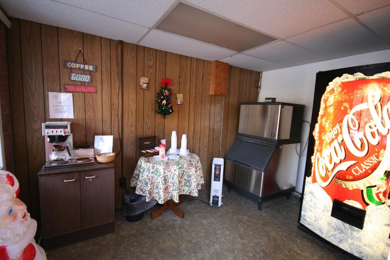 Nootka Lodge Woodsville Экстерьер фото